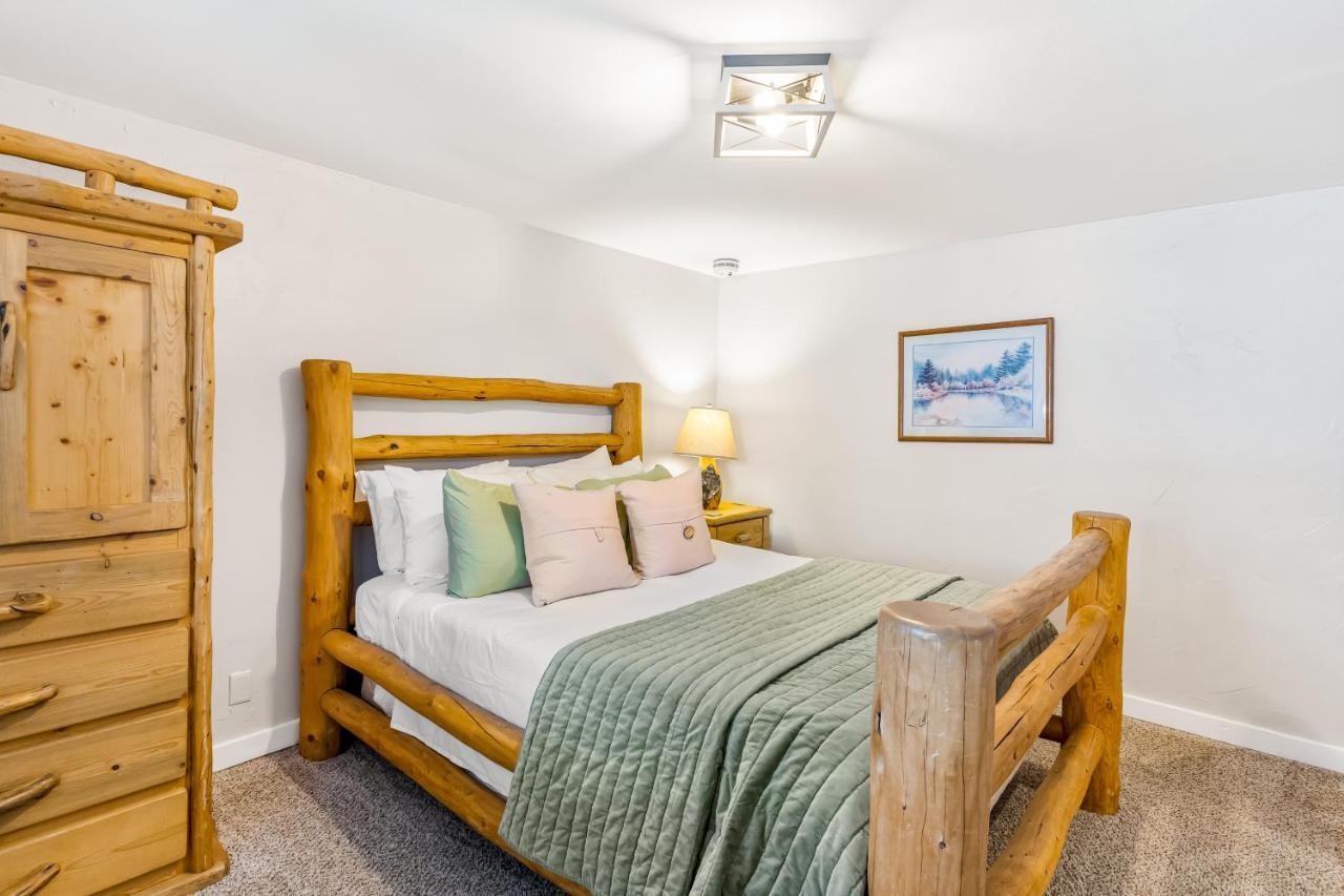 A Scent Of Pine Apartment Steamboat Springs Exterior photo
